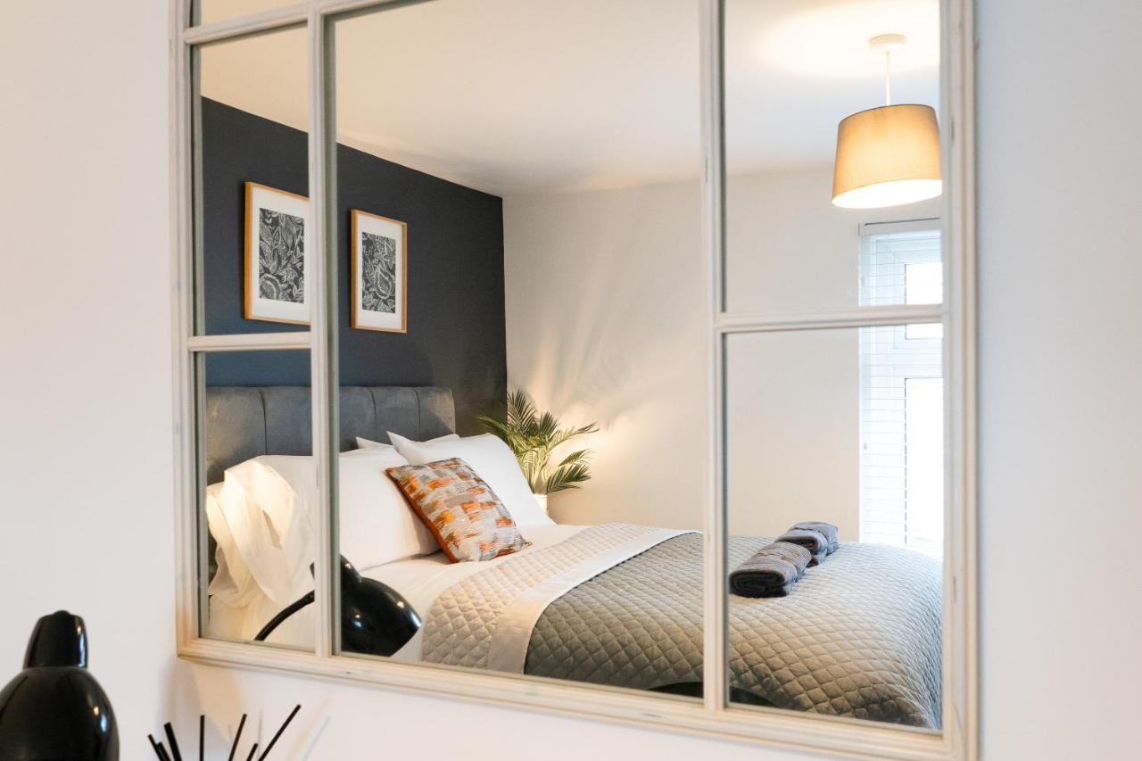 Stunning 2-Bedroom Home In City Centre With Wi-Fi! 皇家滕布里奇韦尔斯 外观 照片