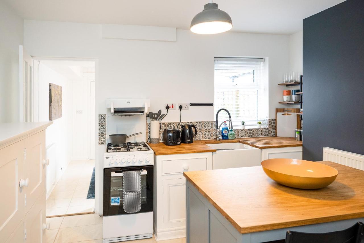 Stunning 2-Bedroom Home In City Centre With Wi-Fi! 皇家滕布里奇韦尔斯 外观 照片