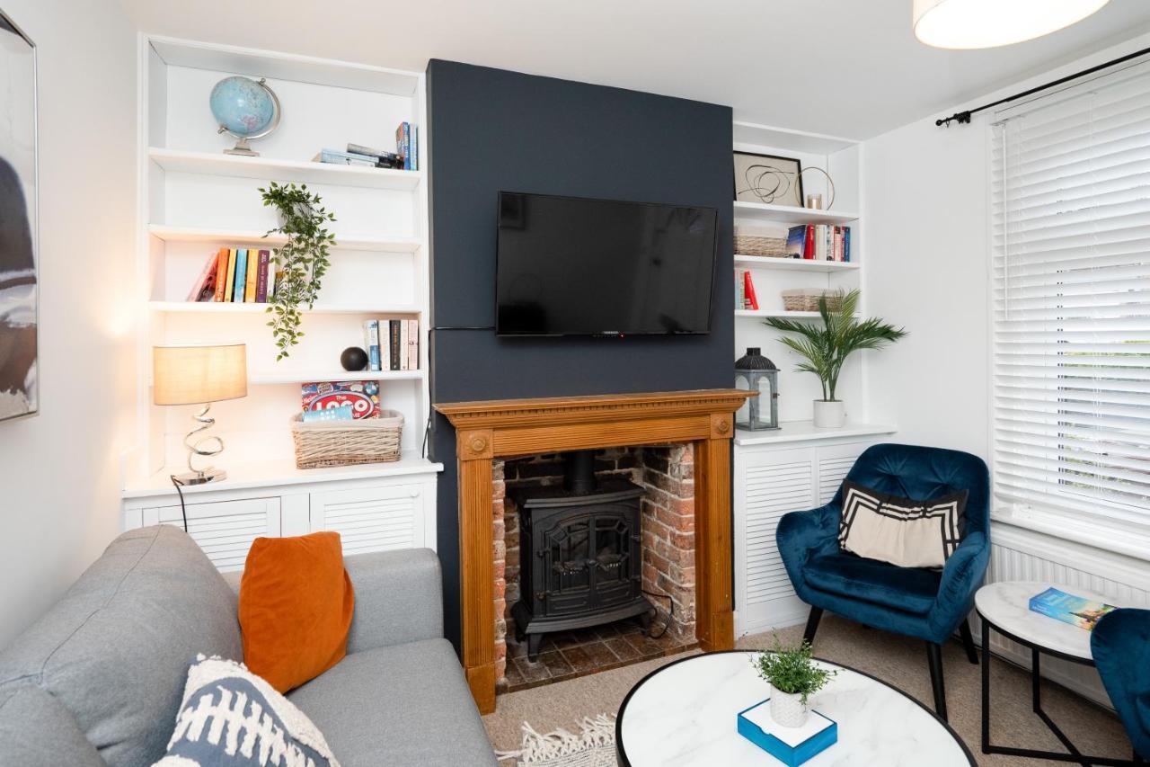 Stunning 2-Bedroom Home In City Centre With Wi-Fi! 皇家滕布里奇韦尔斯 外观 照片