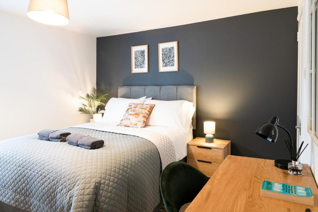 Stunning 2-Bedroom Home In City Centre With Wi-Fi! 皇家滕布里奇韦尔斯 外观 照片