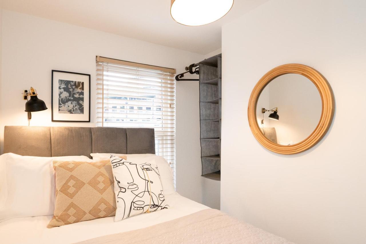 Stunning 2-Bedroom Home In City Centre With Wi-Fi! 皇家滕布里奇韦尔斯 外观 照片